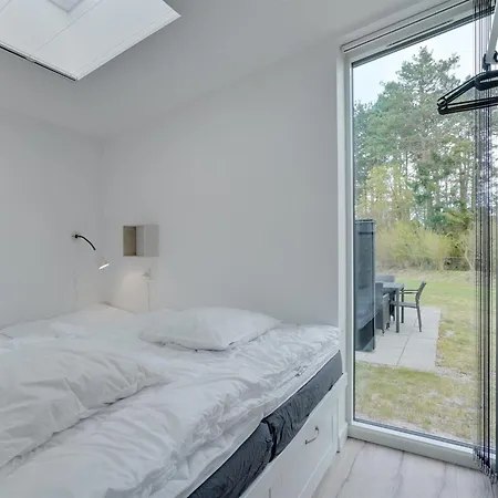 Appartamento - 200m From The Sea By Interhome Bøtø By